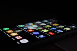 Топовые Тренды в Разработке Мобильных Приложений: Как Быть в Тренде с Заказной Разработкой